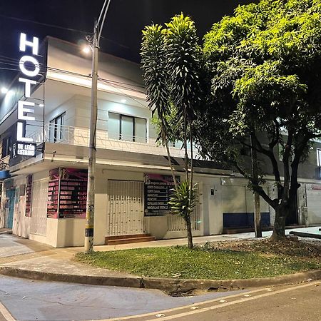 Hotel De Leon Estadio Medellín Exteriér fotografie