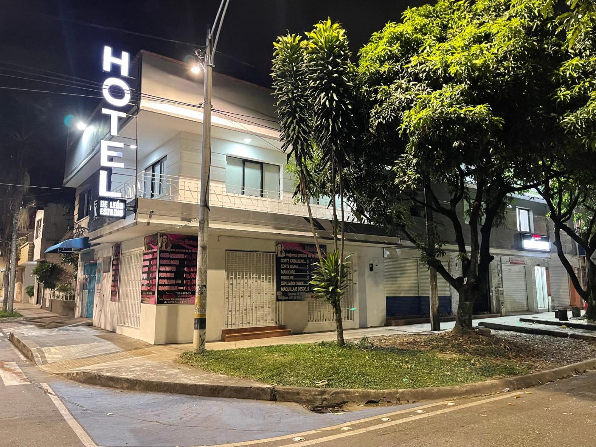 Hotel De Leon Estadio Medellín Exteriér fotografie